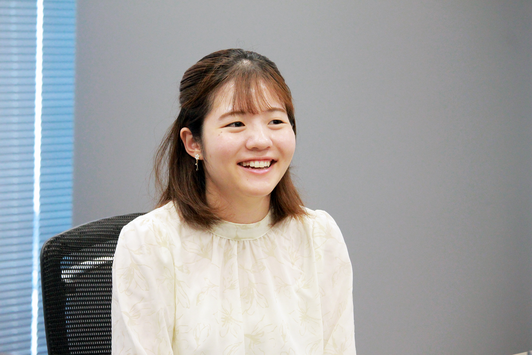 個別インタビュー