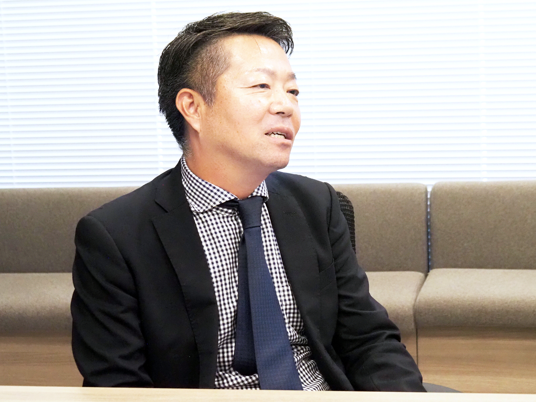 個別インタビュー