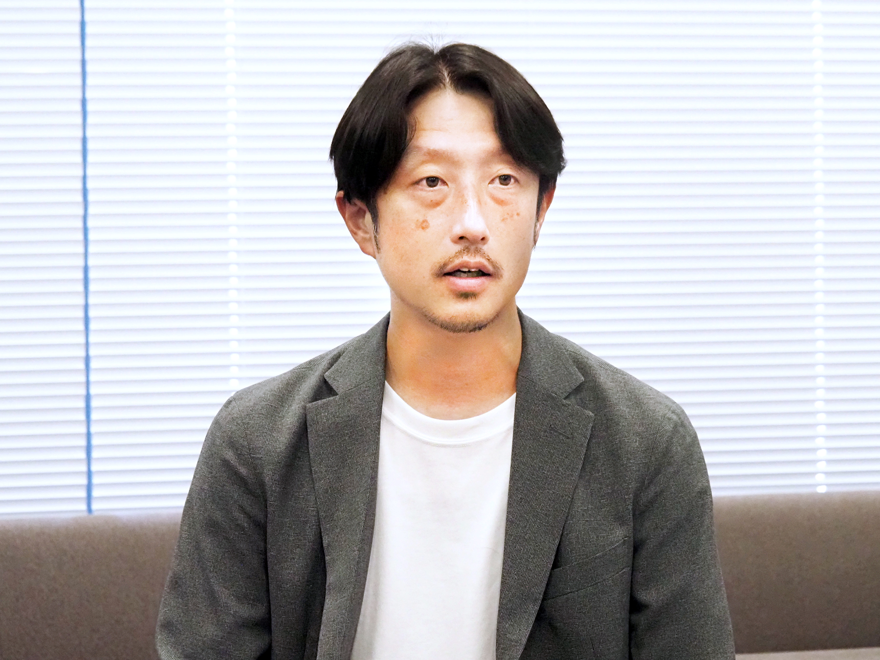 個別インタビュー