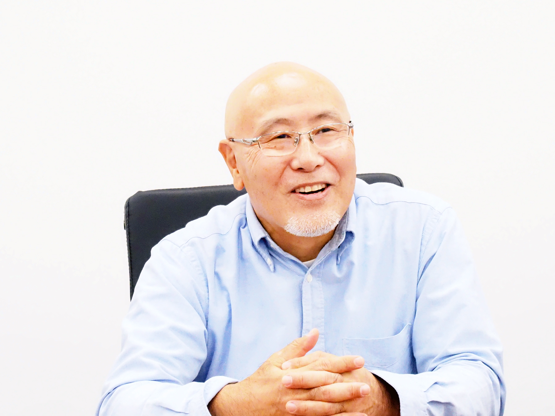 個別インタビュー