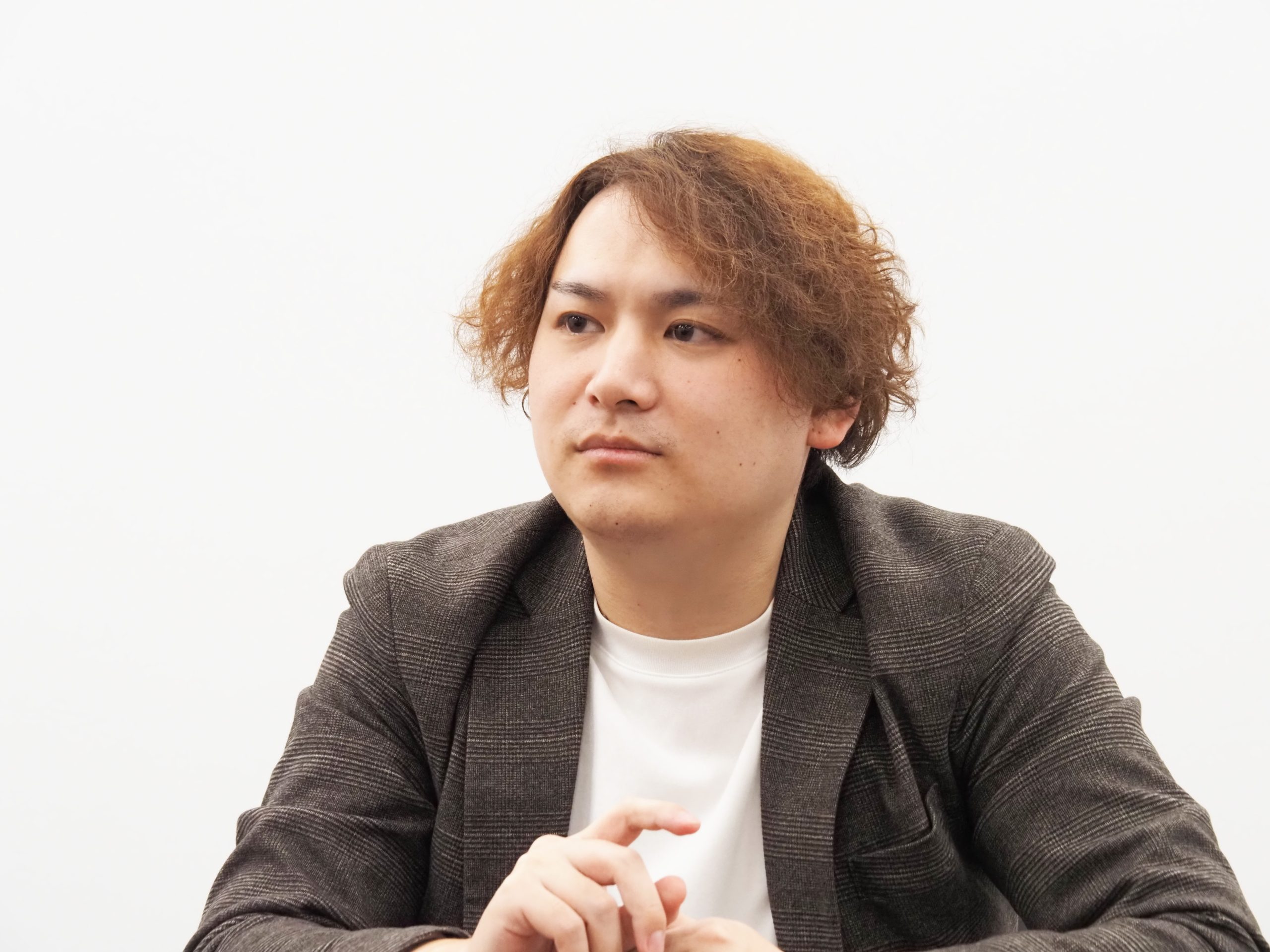 個別インタビュー
